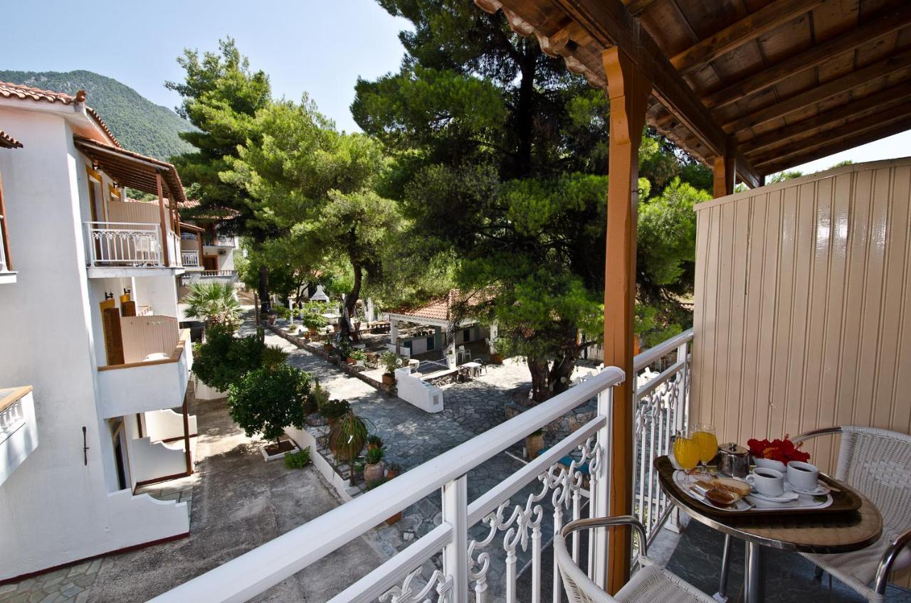 Zaneta Hotel & Apartments Neo Klima Exterior photo